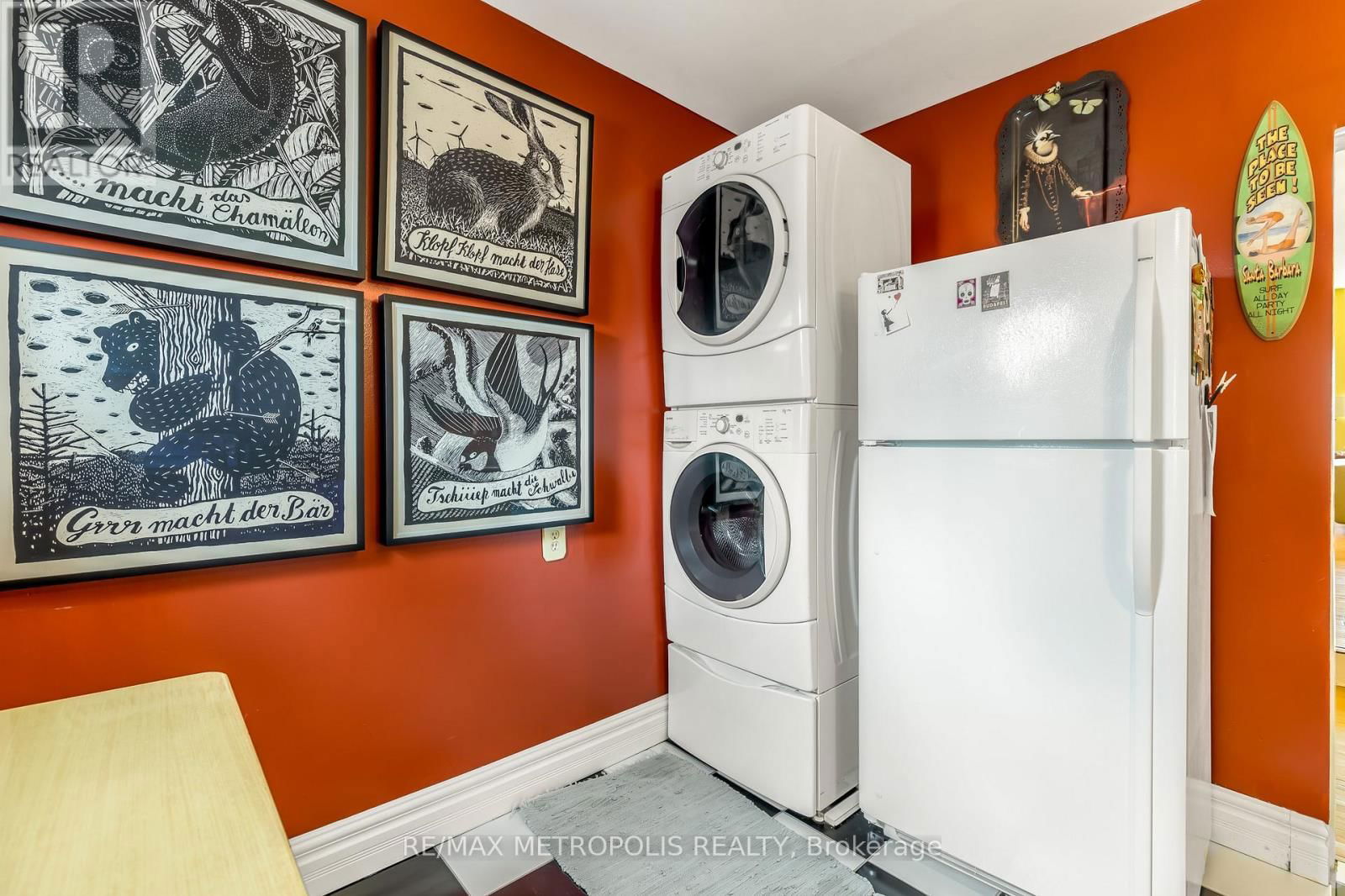 52 FERN AVENUE Image 32