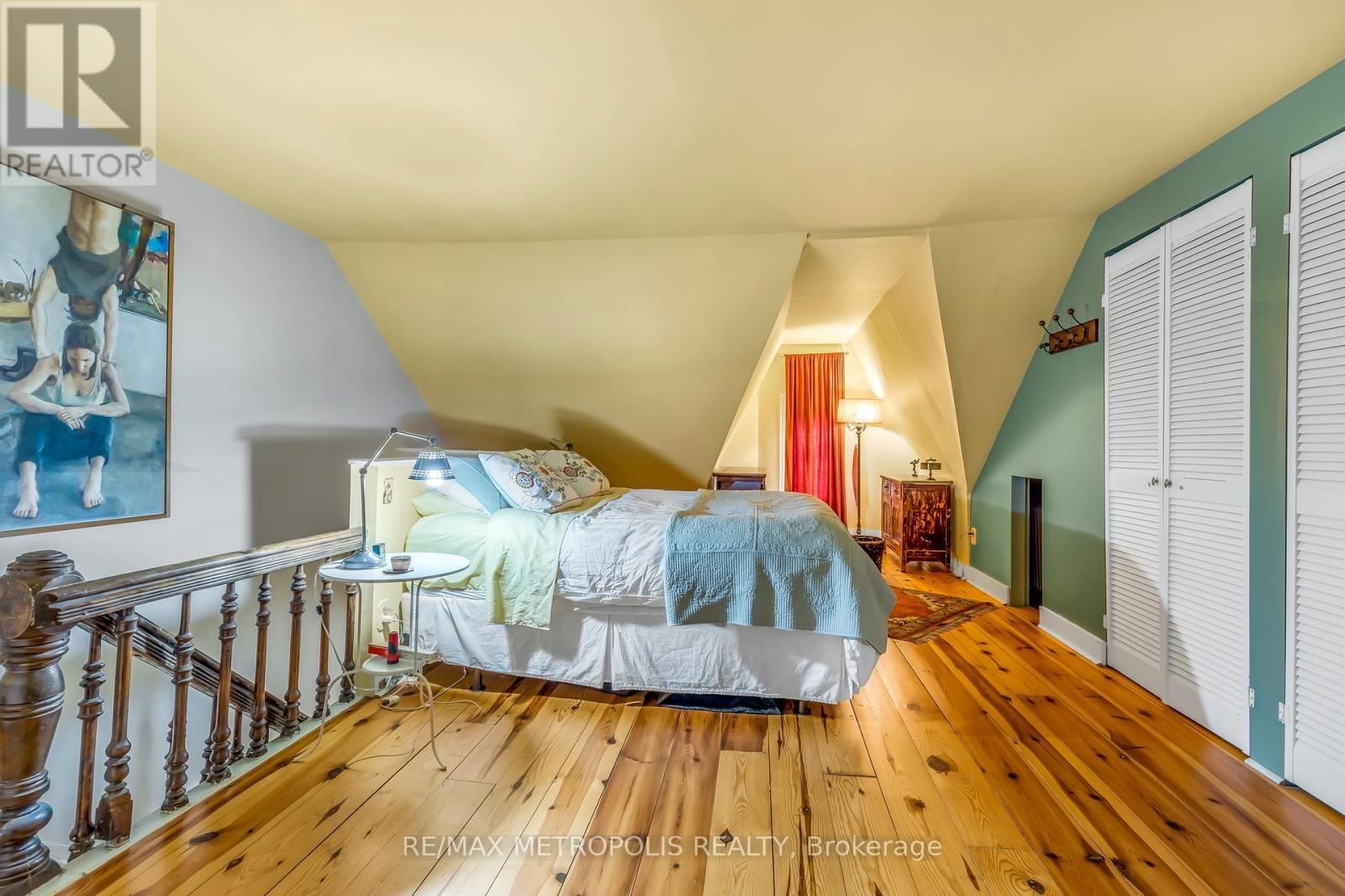 52 FERN AVENUE Image 37