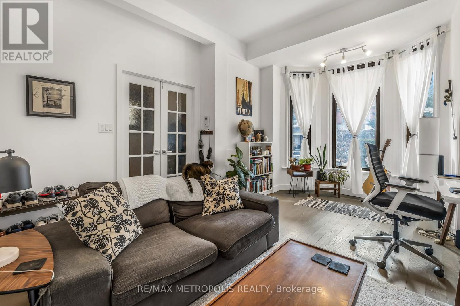 52 FERN AVENUE Image 9