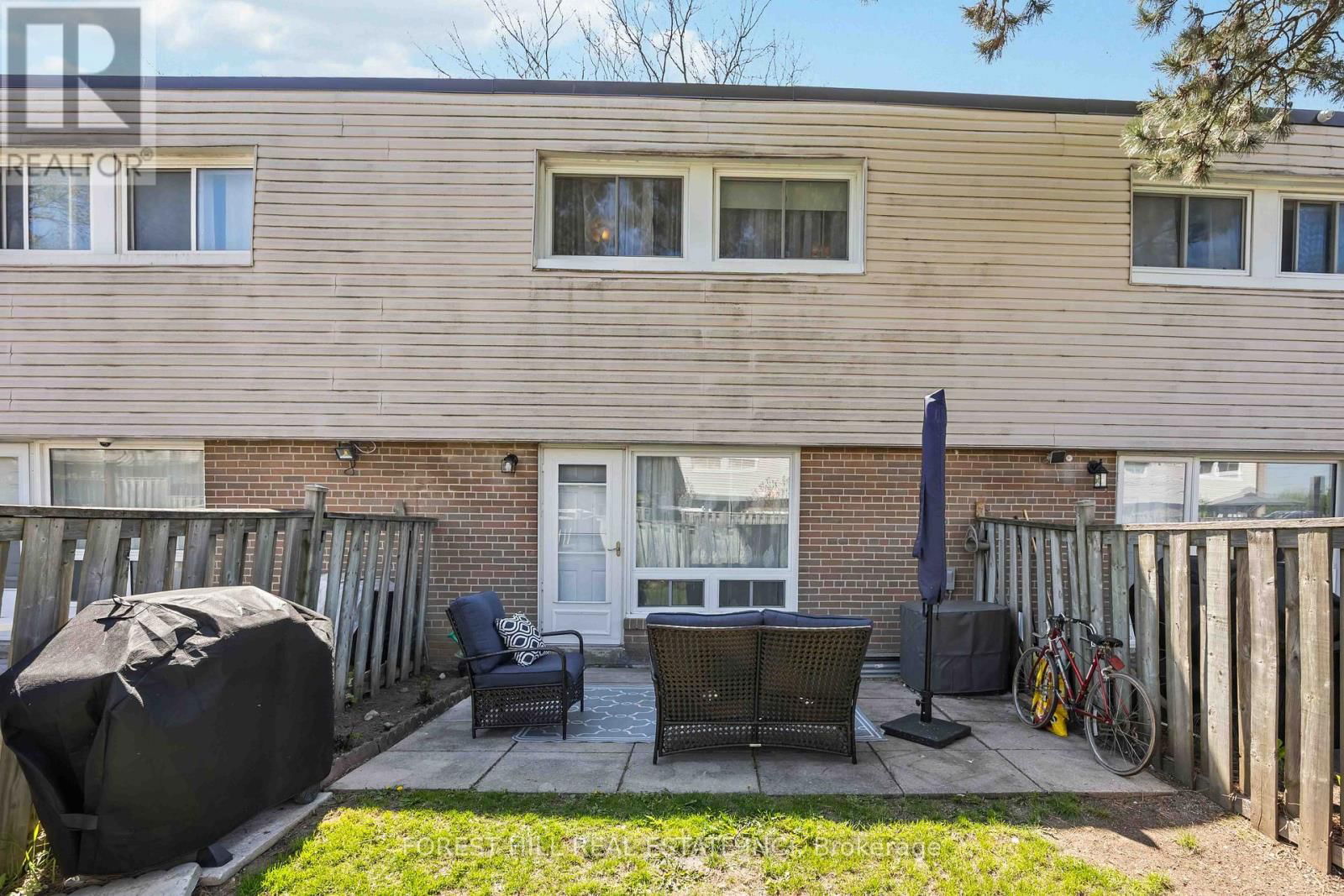 22 - 435 SILVERSTONE DRIVE Image 48