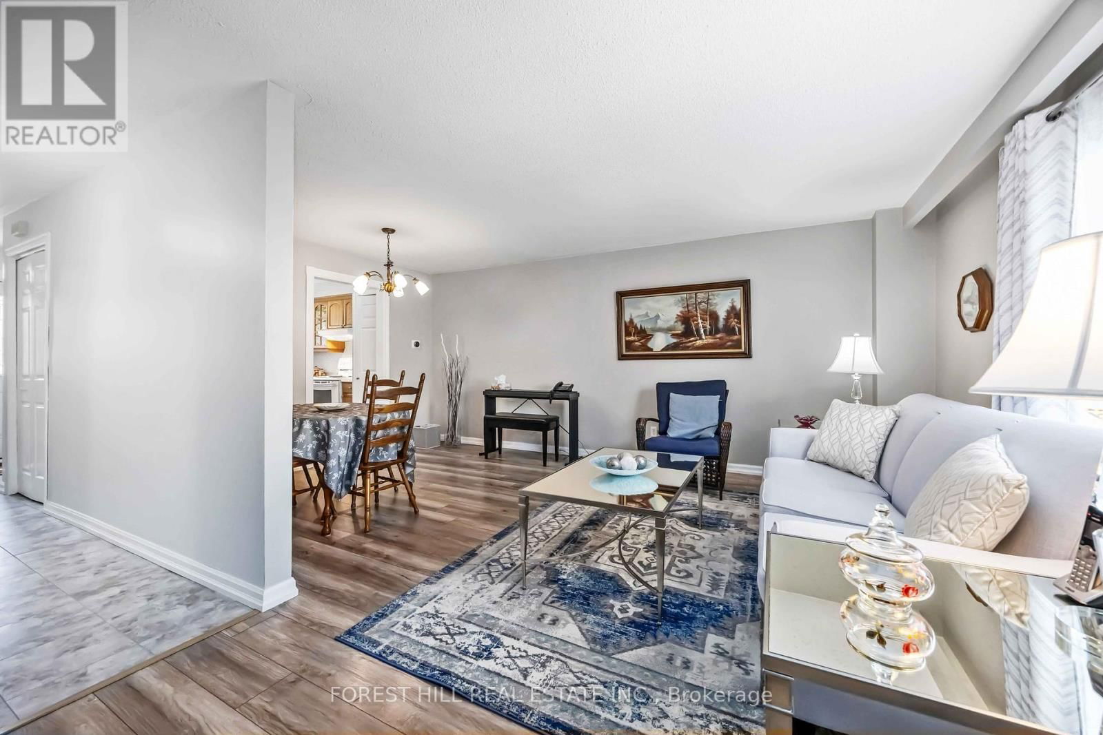 22 - 435 SILVERSTONE DRIVE Image 9