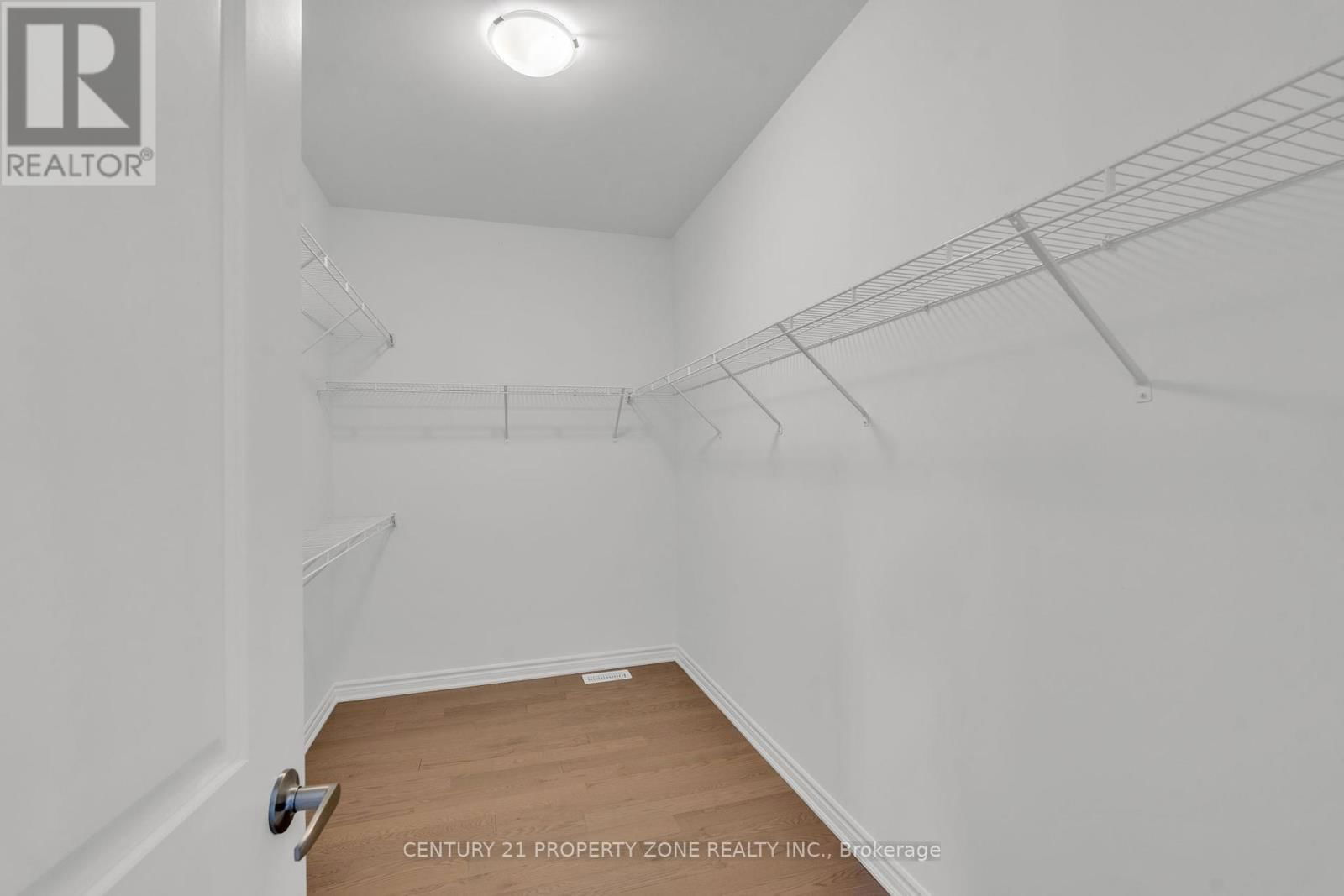 1259 FOURTH LINE Image 32
