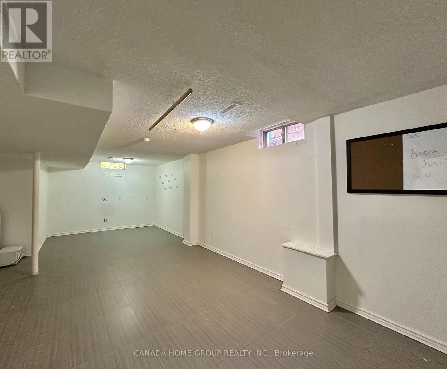303 RIEL DRIVE Image 20