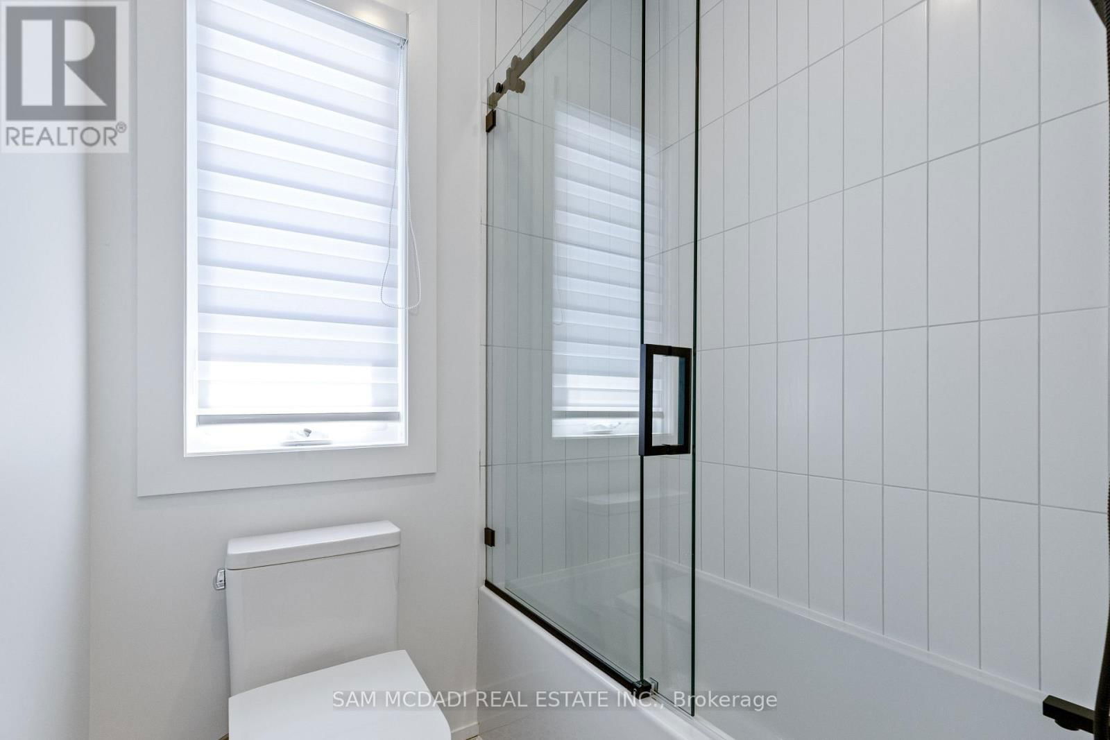1037 CAVEN STREET Image 23
