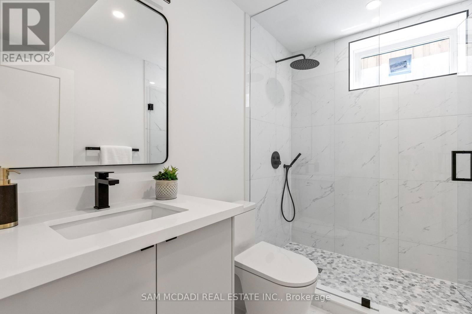 1037 CAVEN STREET Image 38