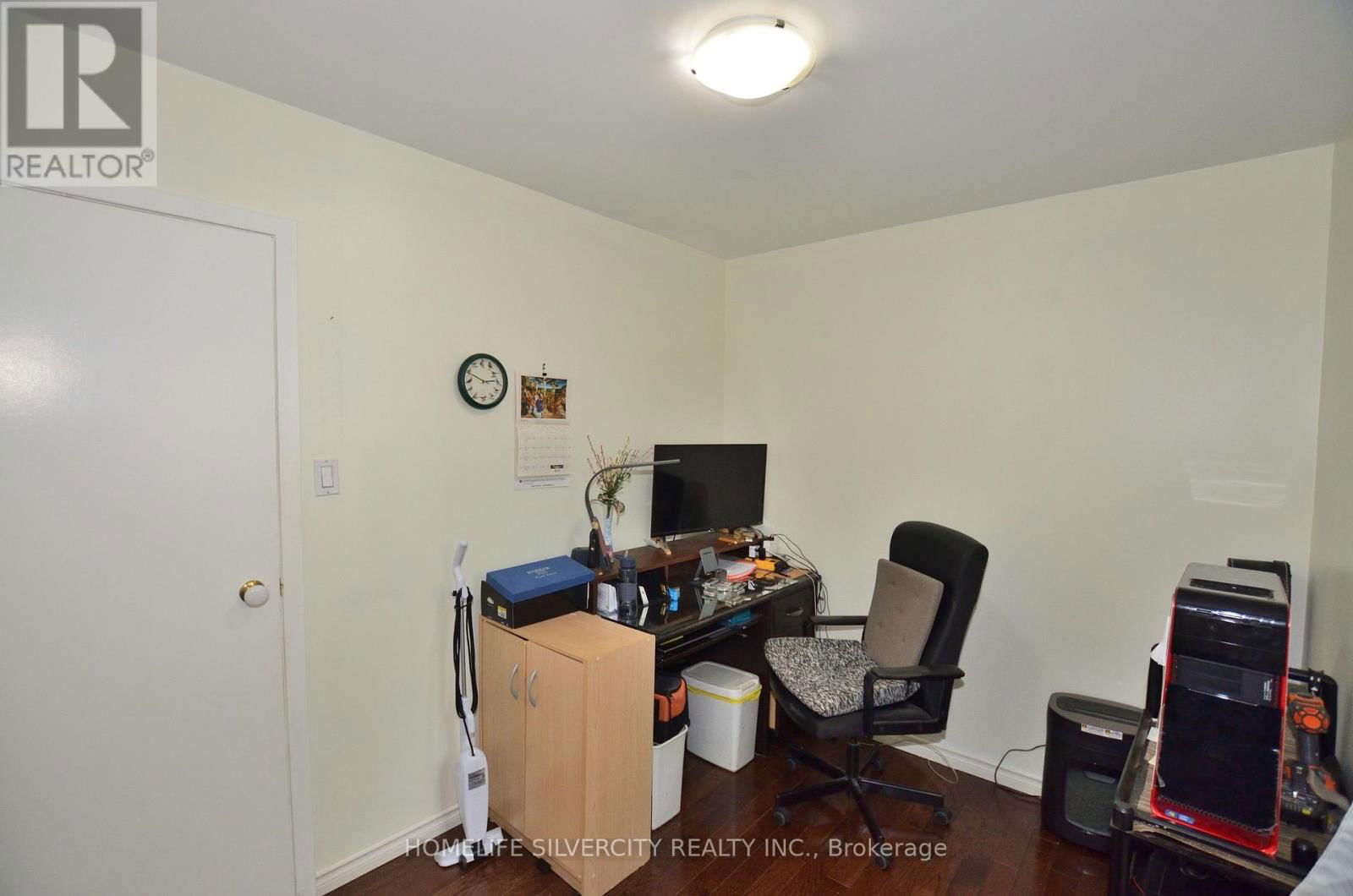 35 GENEVA CRESCENT Image 32