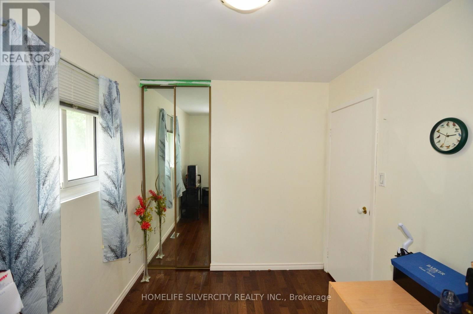 35 GENEVA CRESCENT Image 33