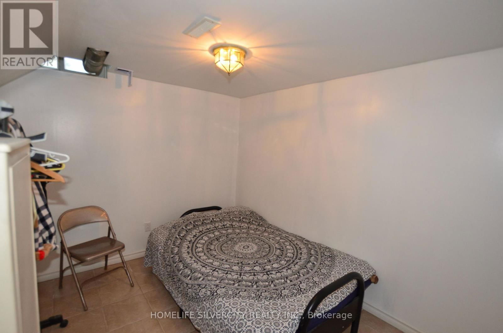 35 GENEVA CRESCENT Image 41