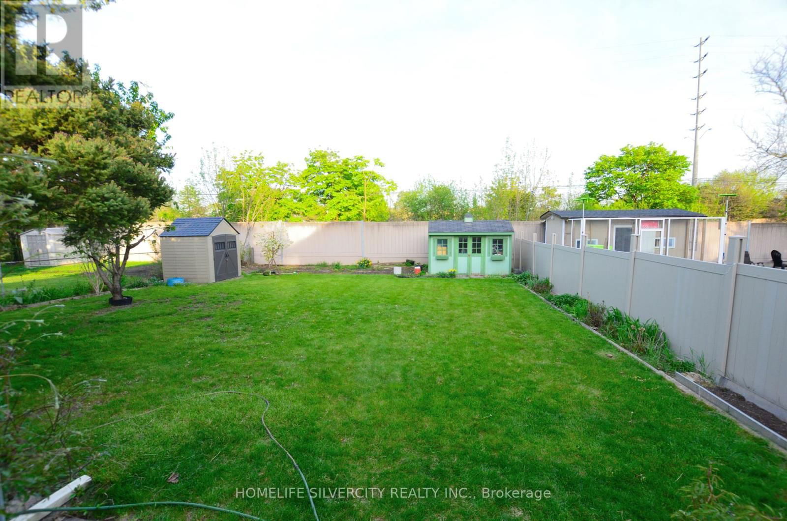 35 GENEVA CRESCENT Image 45