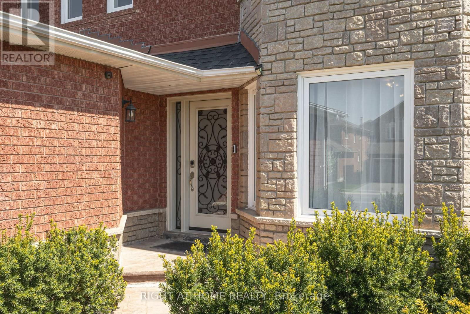 5369 FALLINGBROOK DRIVE Image 2