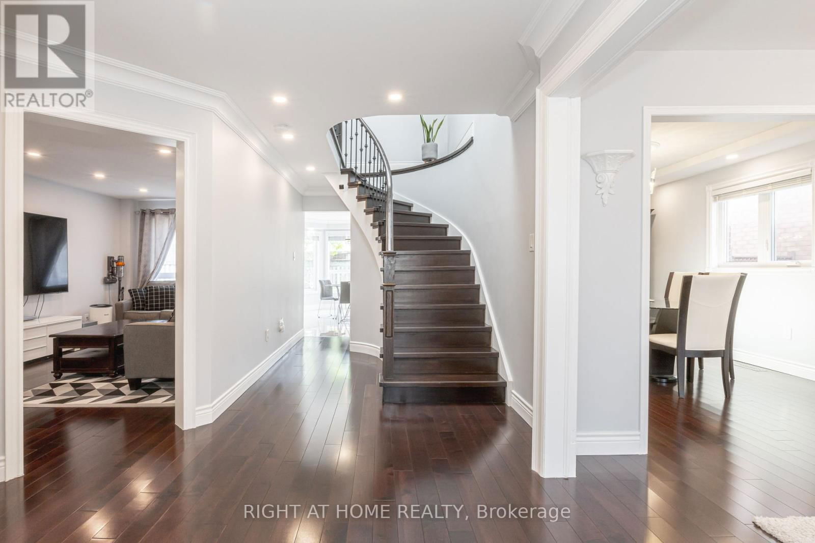 5369 FALLINGBROOK DRIVE Image 3