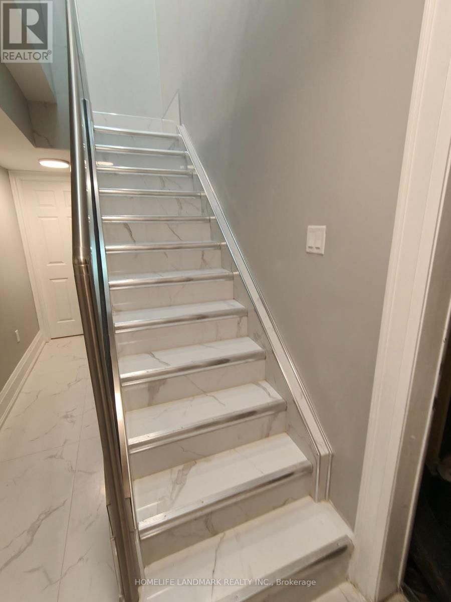 26 DIAMONDWOOD DRIVE Image 14