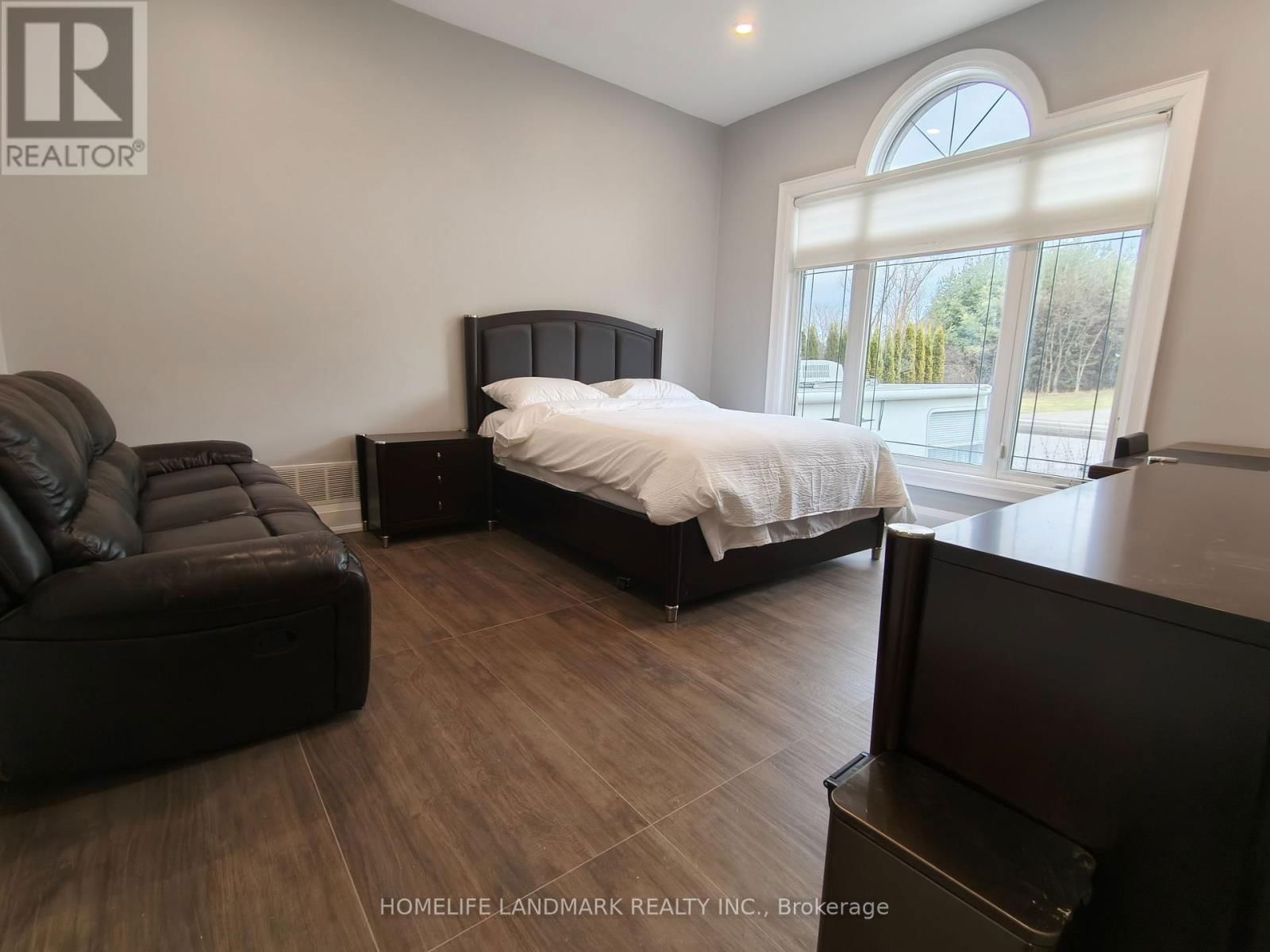 26 DIAMONDWOOD DRIVE Image 3