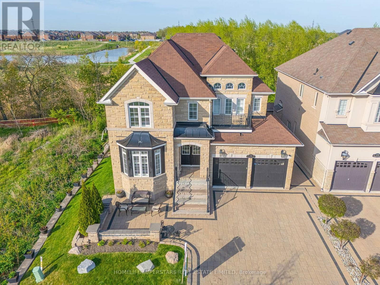 75 MAYBECK DRIVE Image 2