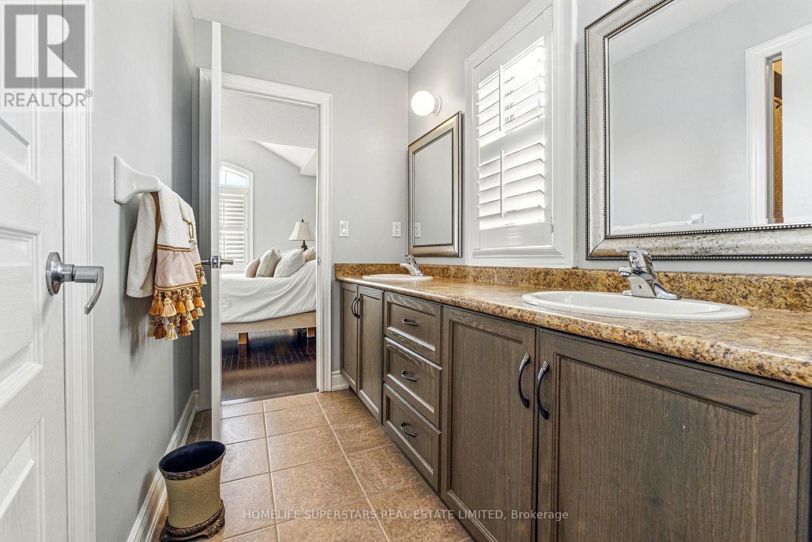 75 MAYBECK DRIVE Image 20