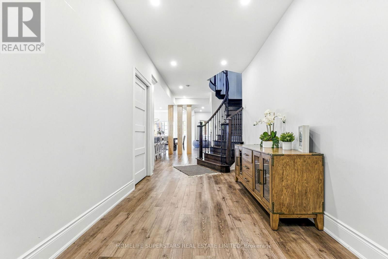 75 MAYBECK DRIVE Image 29
