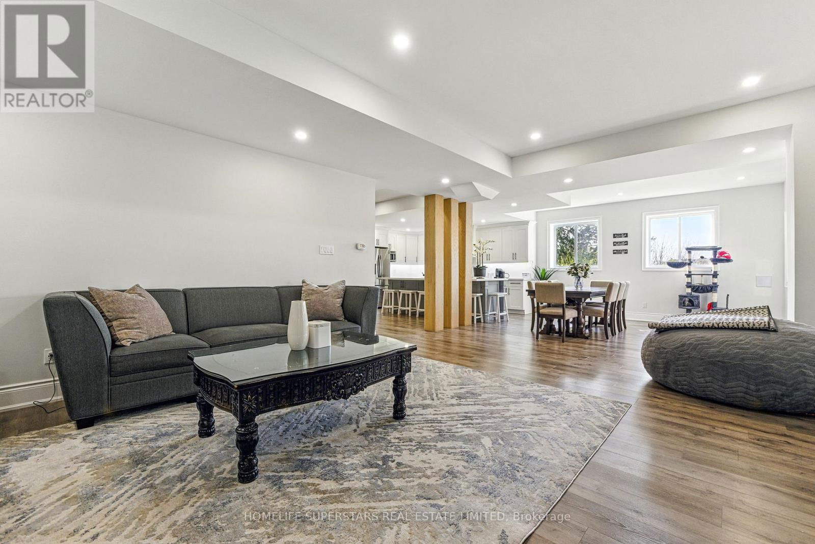 75 MAYBECK DRIVE Image 37