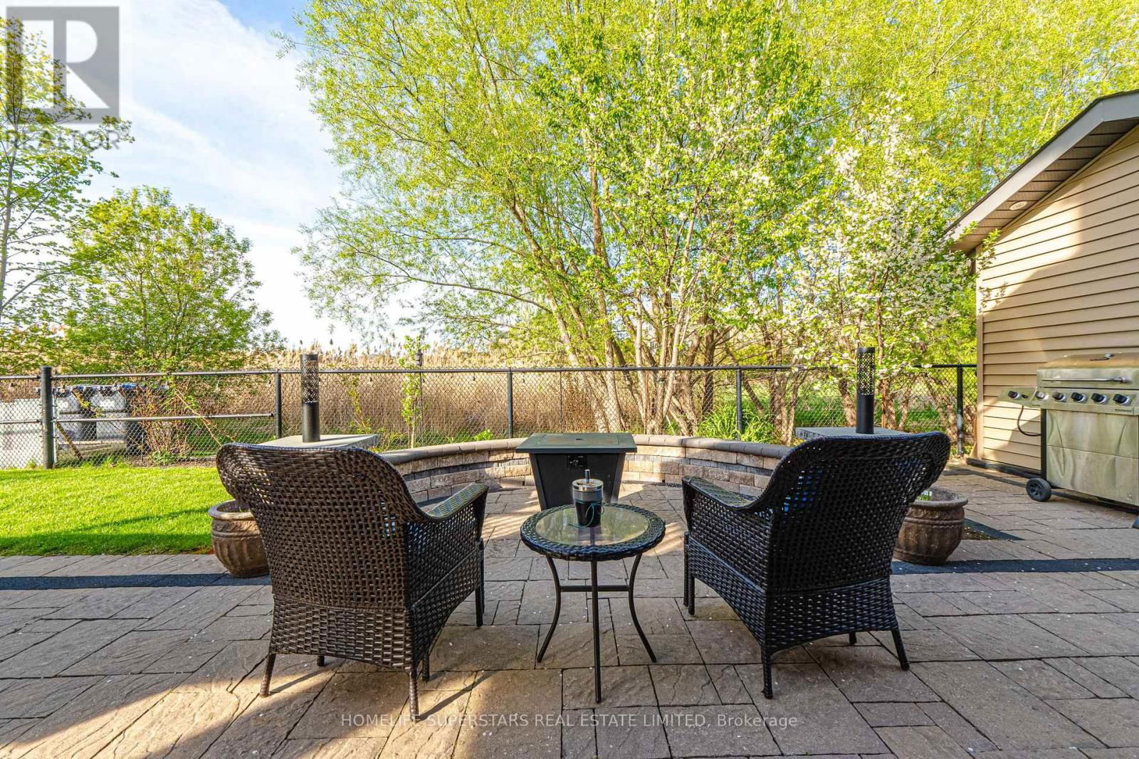 75 MAYBECK DRIVE Image 44