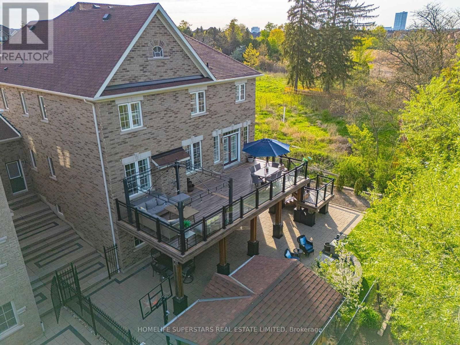 75 MAYBECK DRIVE Image 46