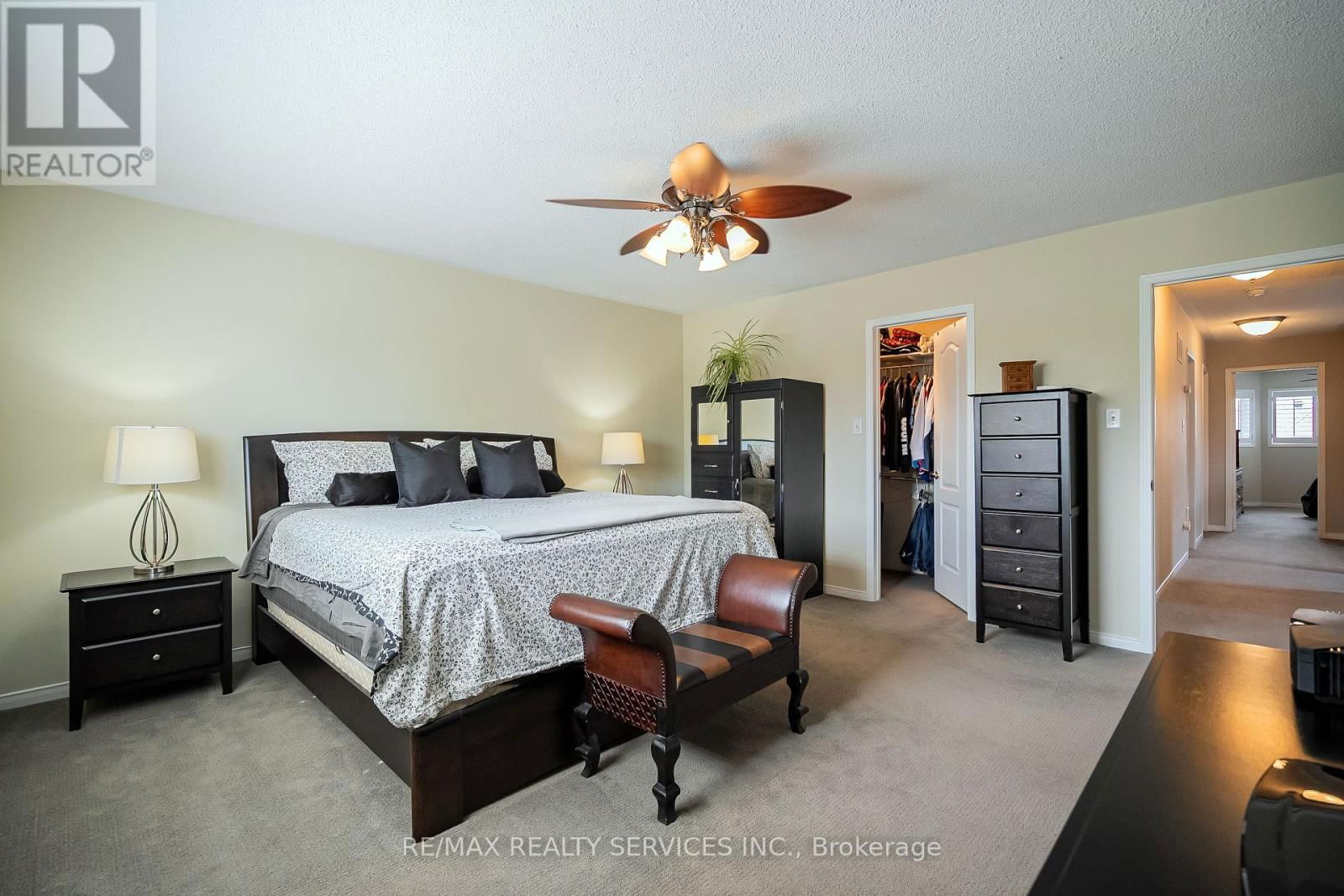 45 CULTURE CRESCENT Image 18