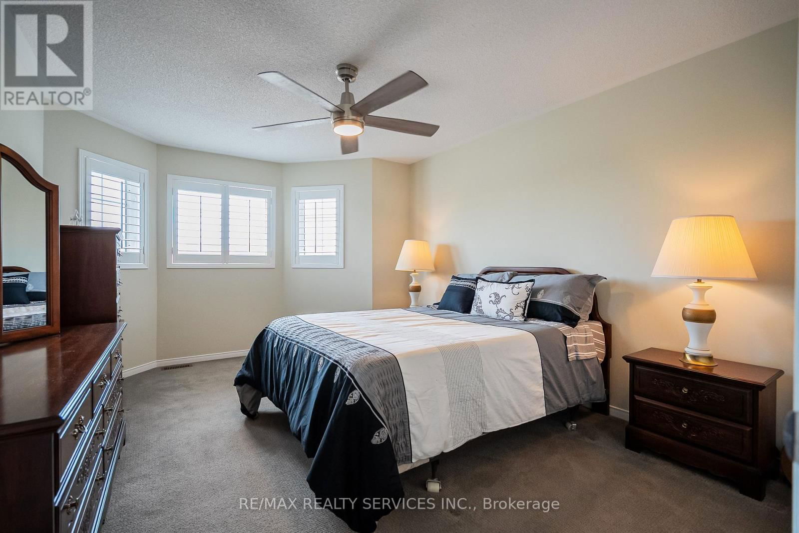 45 CULTURE CRESCENT Image 26