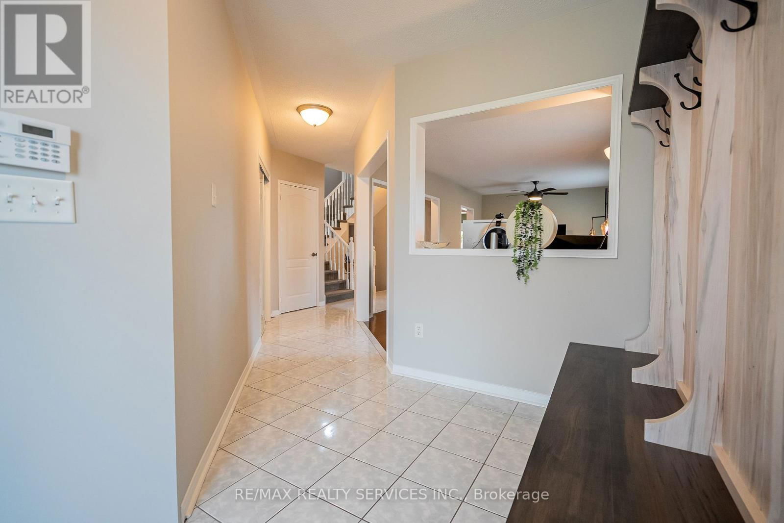 45 CULTURE CRESCENT Image 4