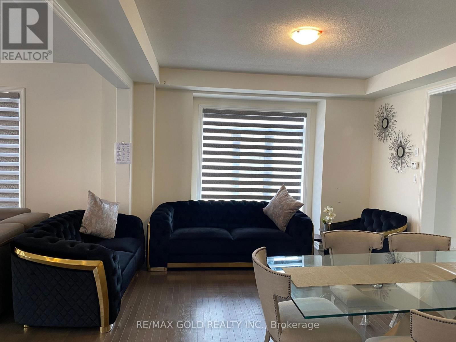 537 VETERANS DRIVE Image 11