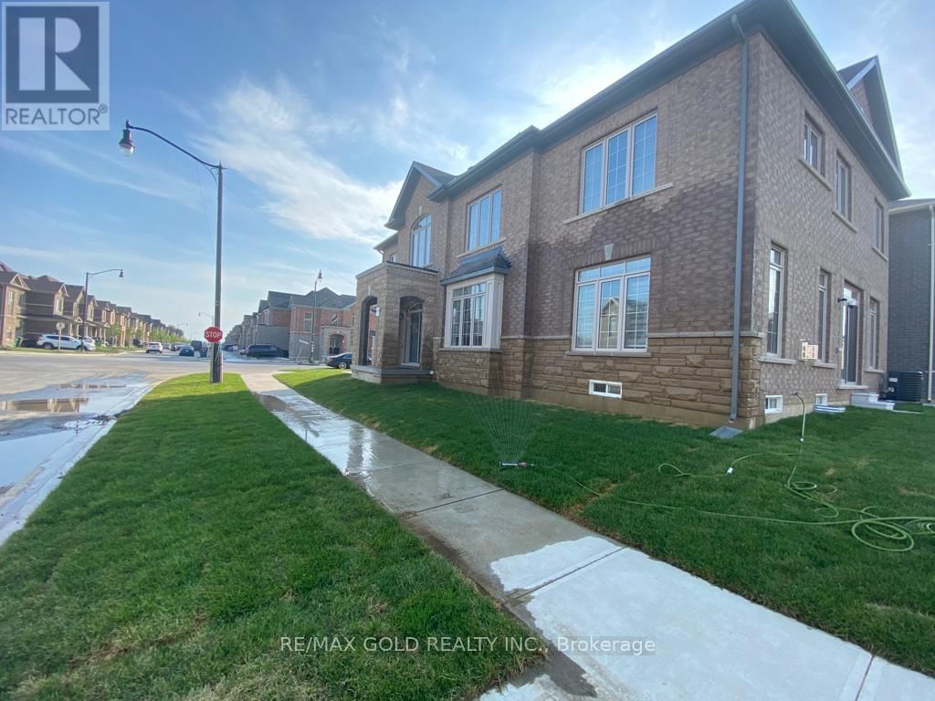 537 VETERANS DRIVE Image 2