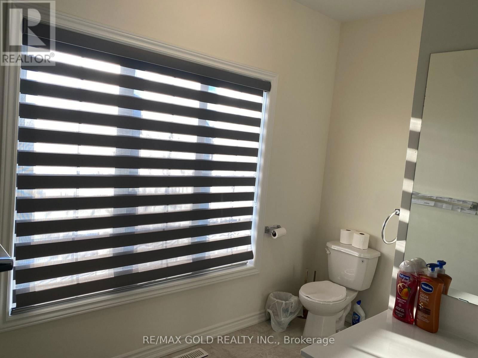 537 VETERANS DRIVE Image 26