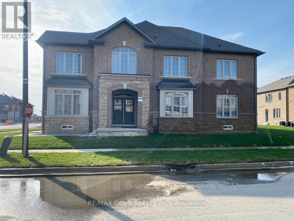537 VETERANS DRIVE Image 4