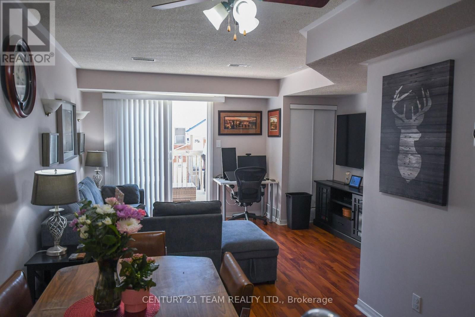 10A WYLIE CIRCLE Image 5