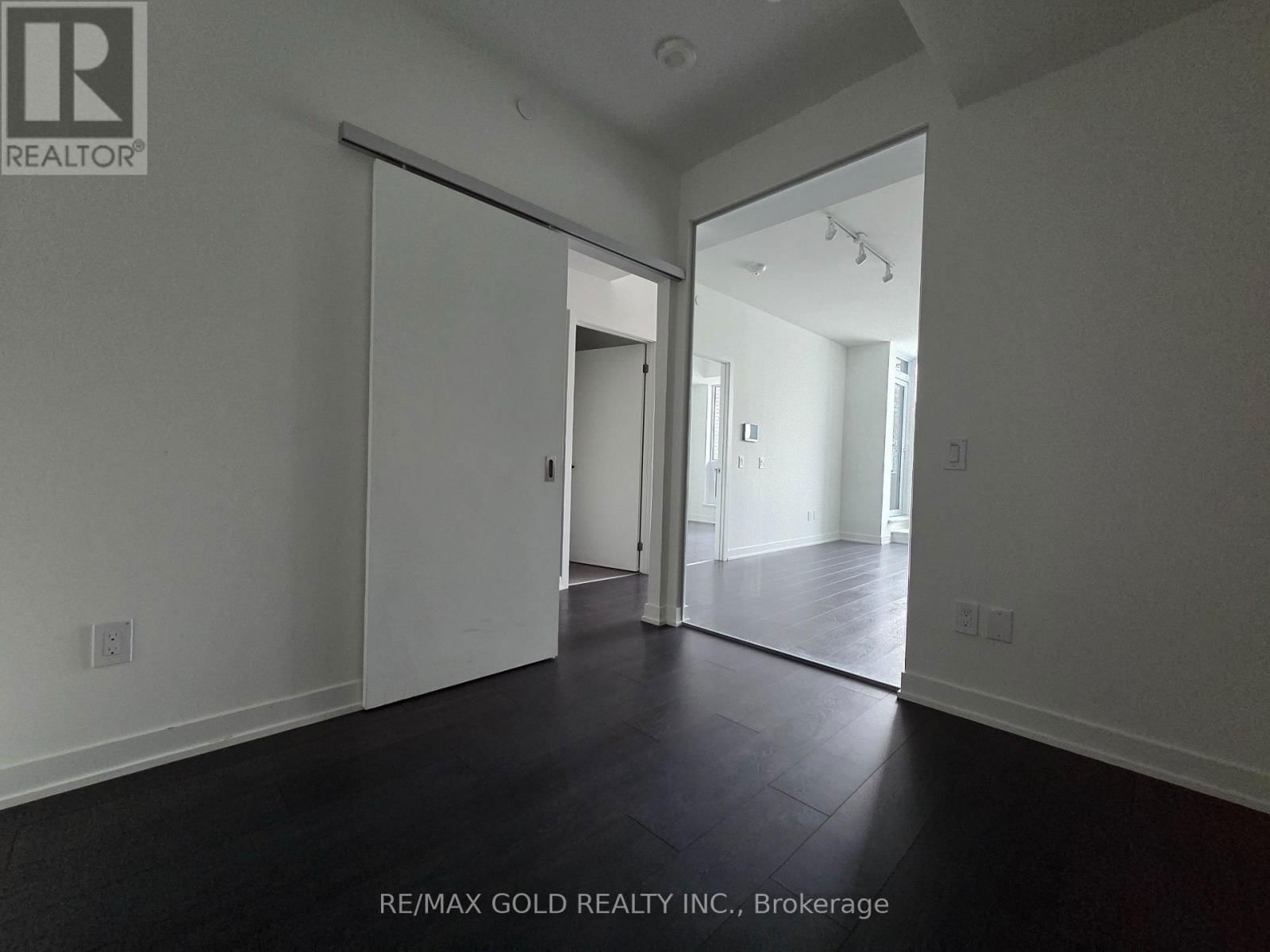 216 - 28 ANN STREET Image 9