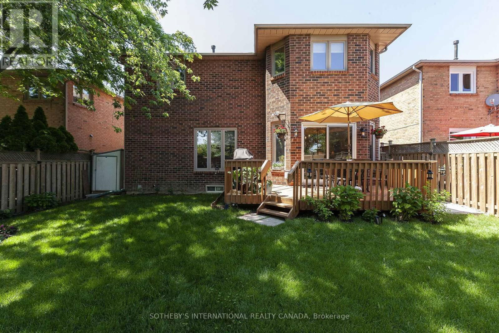 2074 BRAYS LANE Image 29