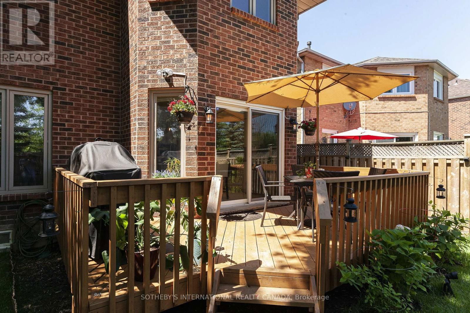 2074 BRAYS LANE Image 30