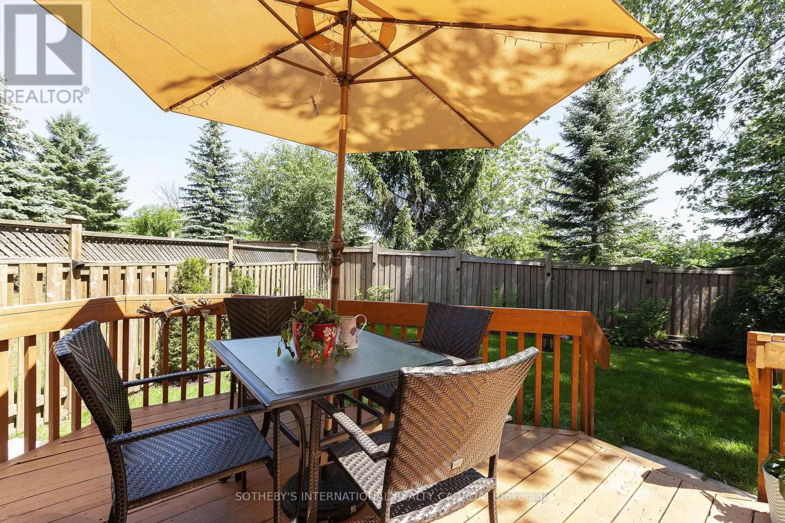 2074 BRAYS LANE Image 32