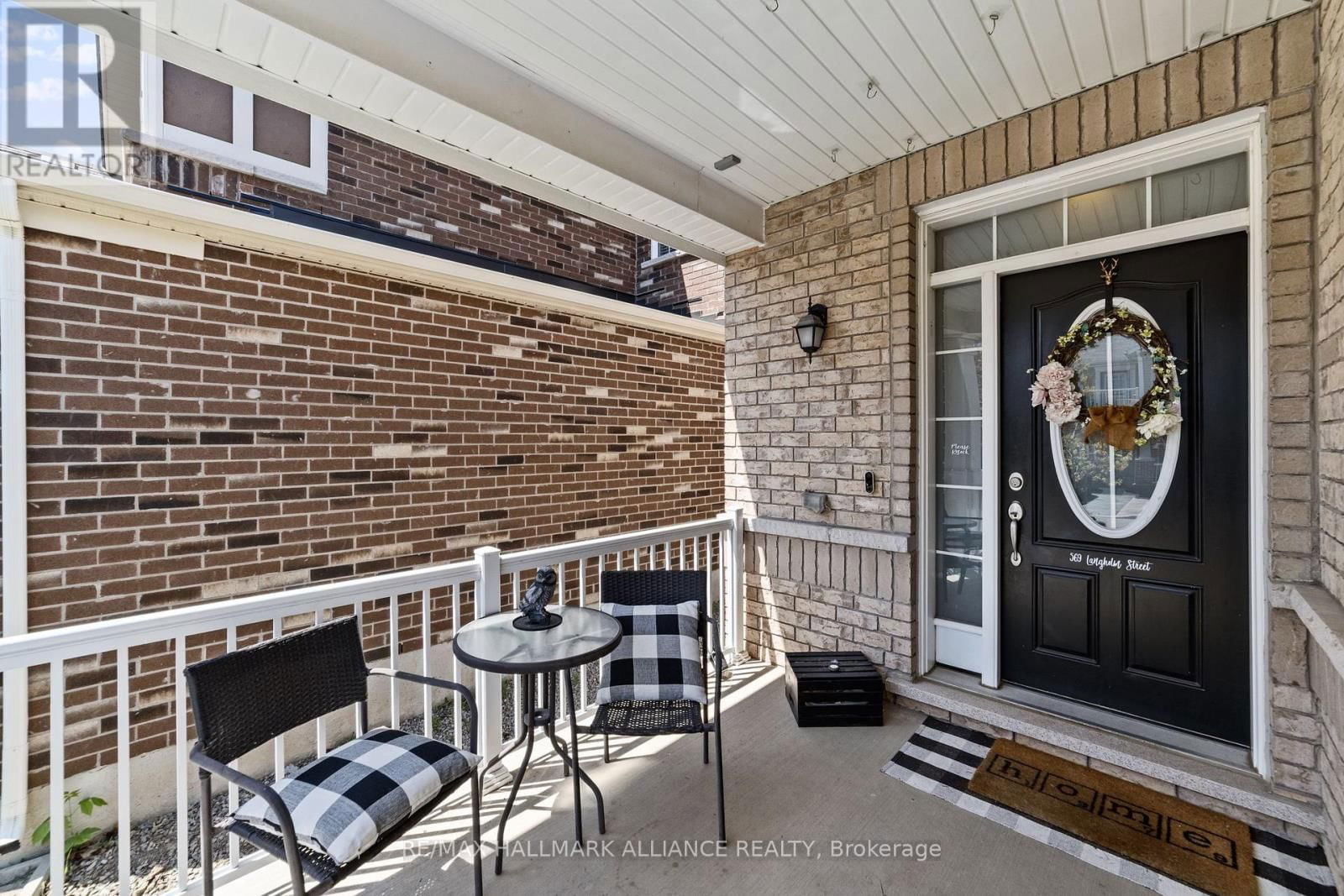 569 LANGHOLM STREET Image 2