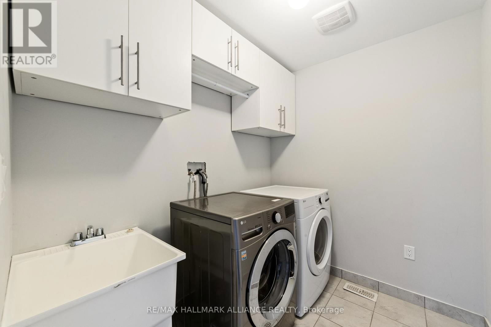 569 LANGHOLM STREET Image 20