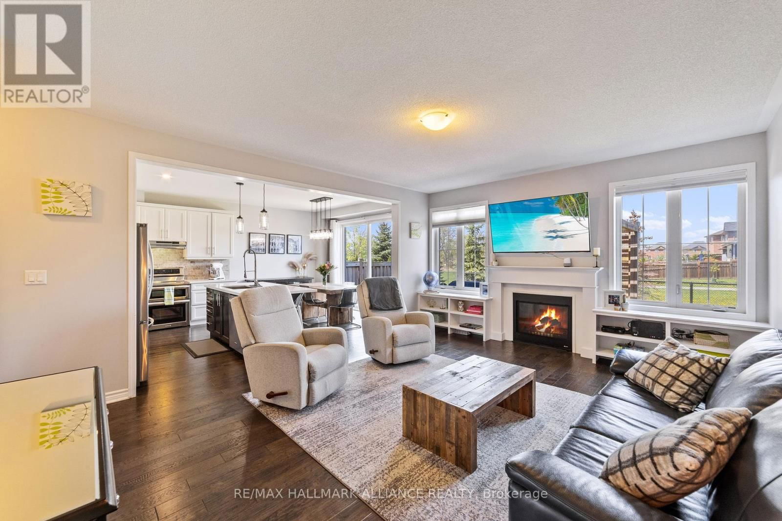 569 LANGHOLM STREET Image 7