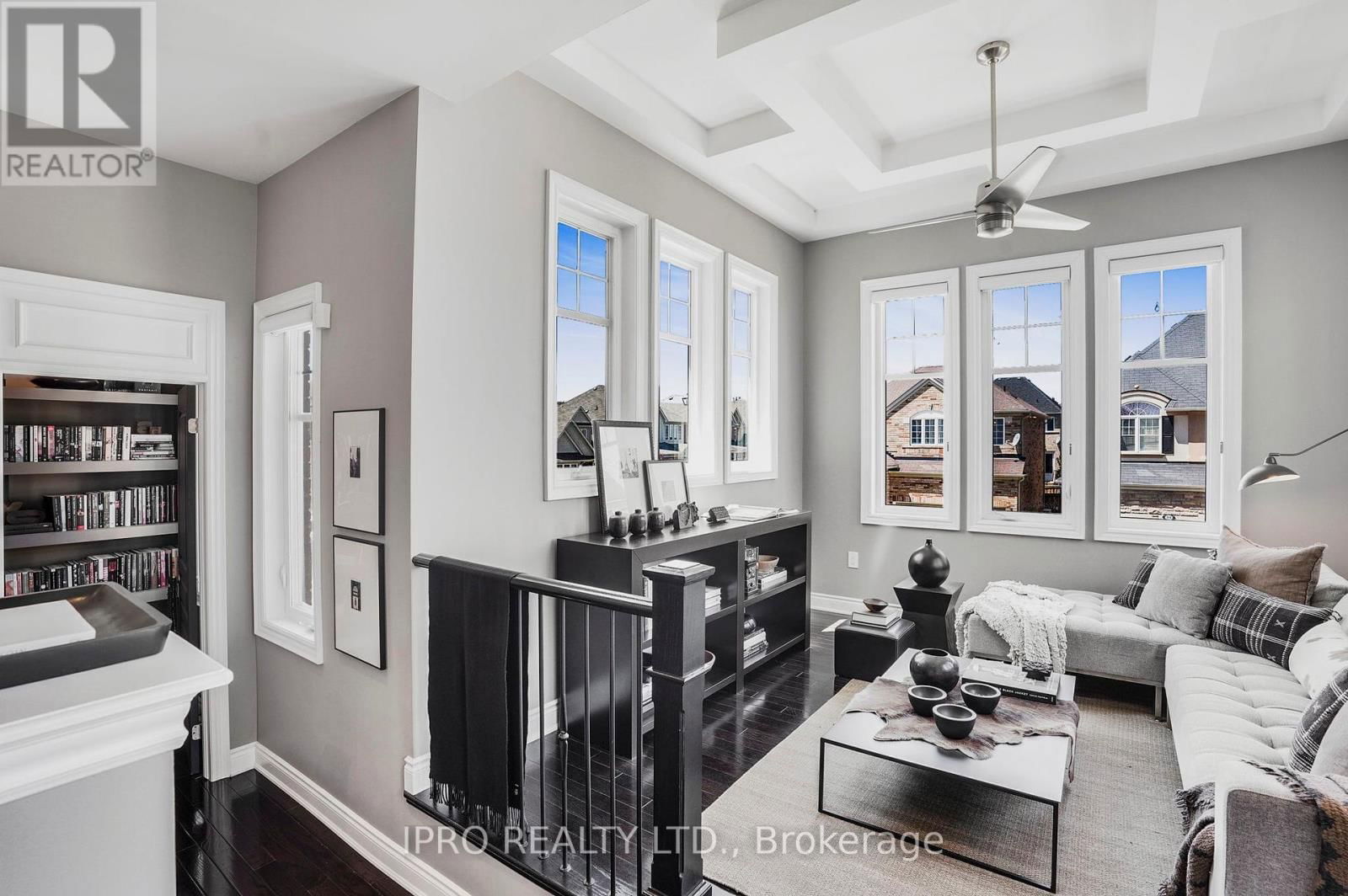383 WETTLAUFER TERRACE Image 11