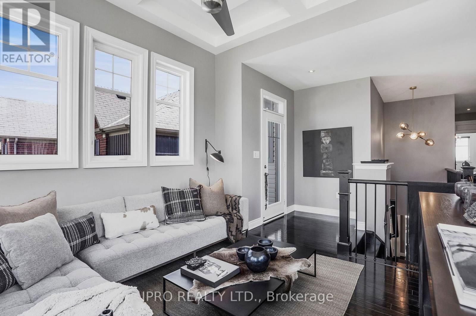 383 WETTLAUFER TERRACE Image 13