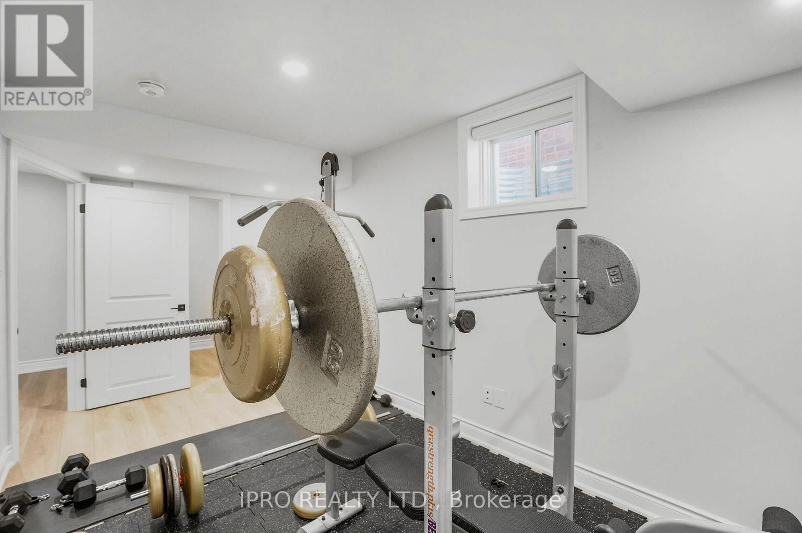 383 WETTLAUFER TERRACE Image 33