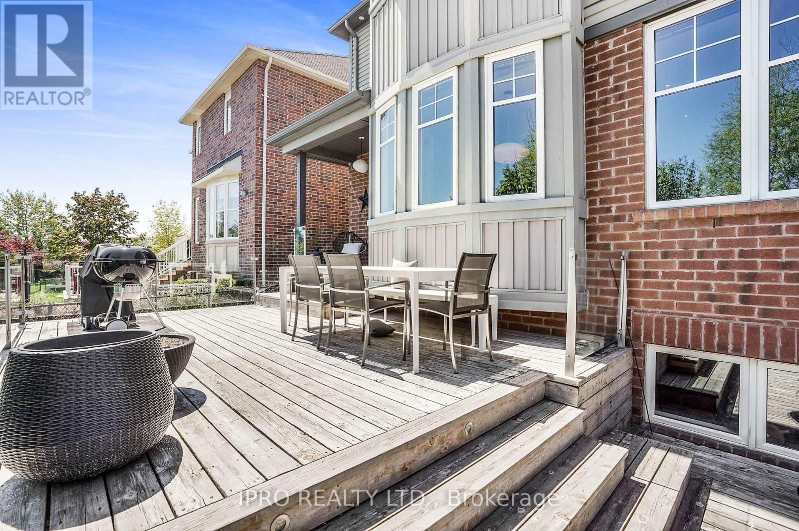 383 WETTLAUFER TERRACE Image 39