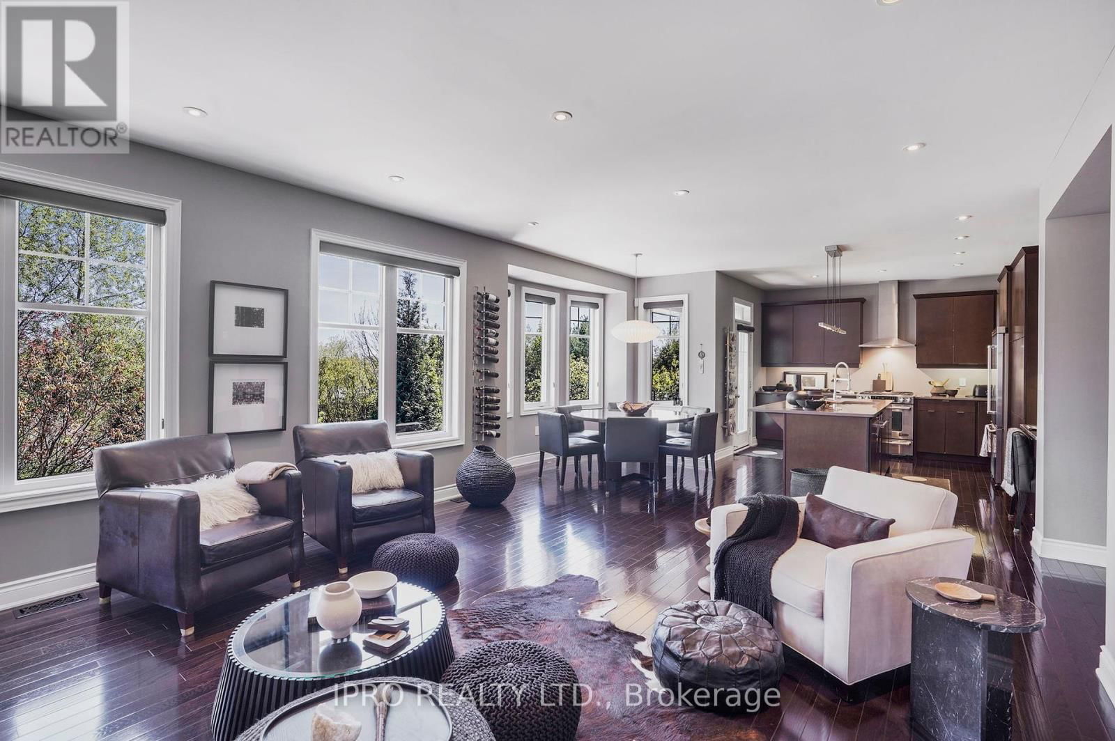 383 WETTLAUFER TERRACE Image 6