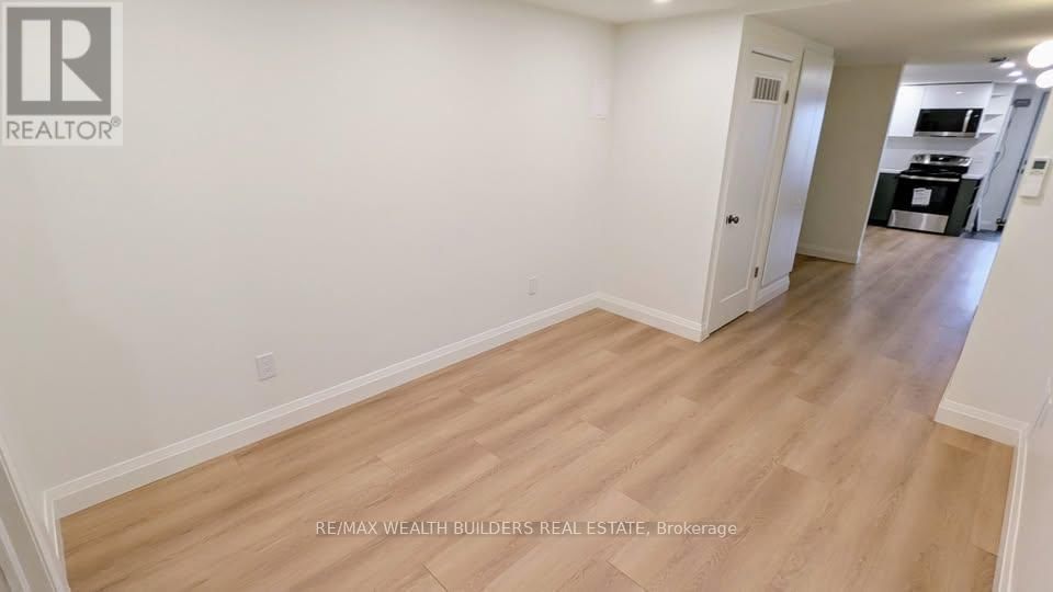 Lower - 130 SYMINGTON AVENUE Image 4