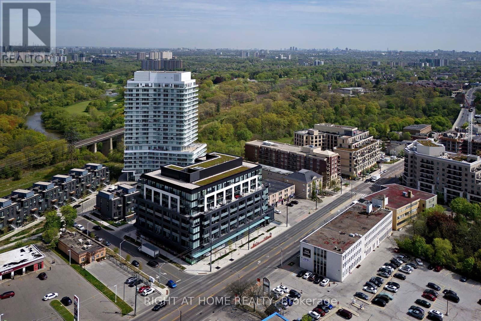 523 - 4208 DUNDAS STREET WEST Image 3