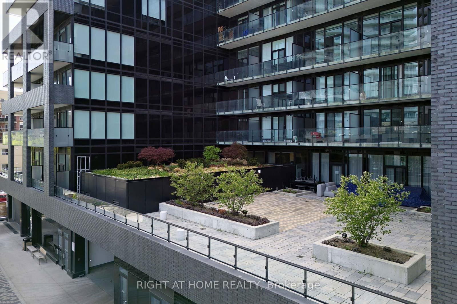 523 - 4208 DUNDAS STREET WEST Image 30