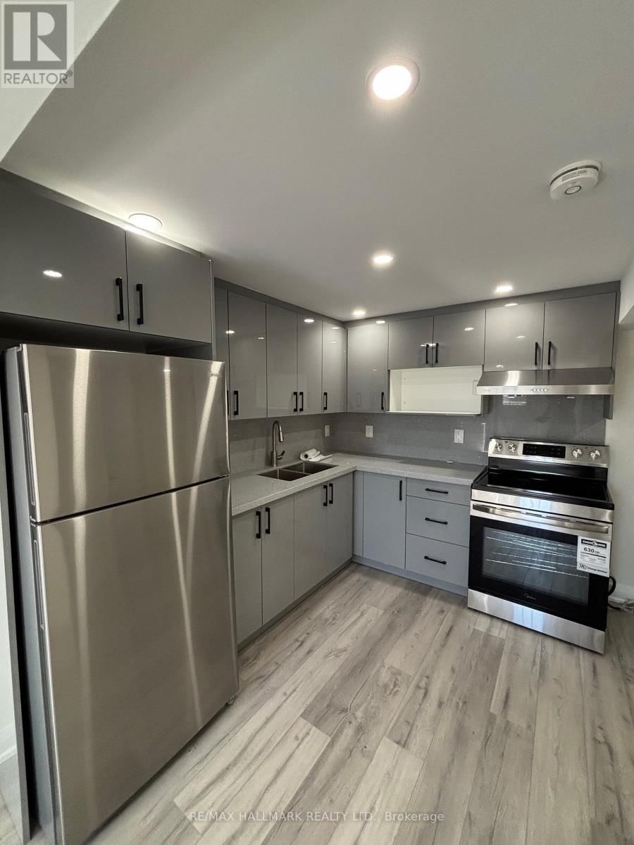 4 CUTTERS CRESCENT Image 3