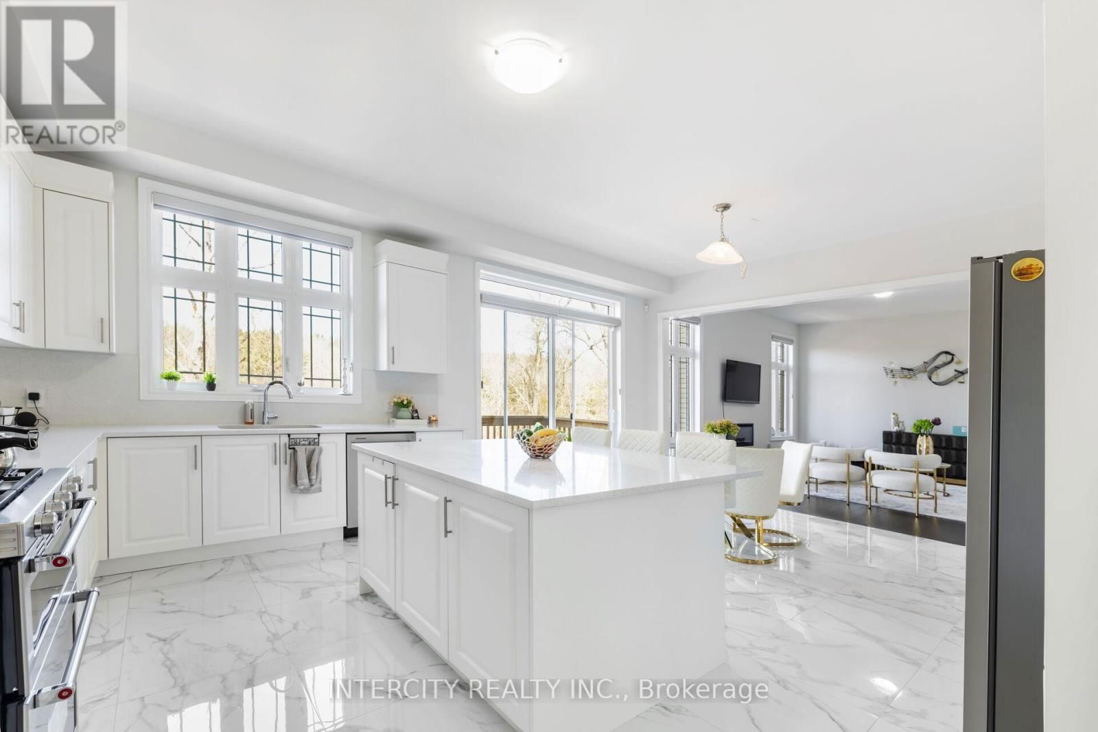 91 RASPBERRY RIDGE AVENUE Image 20