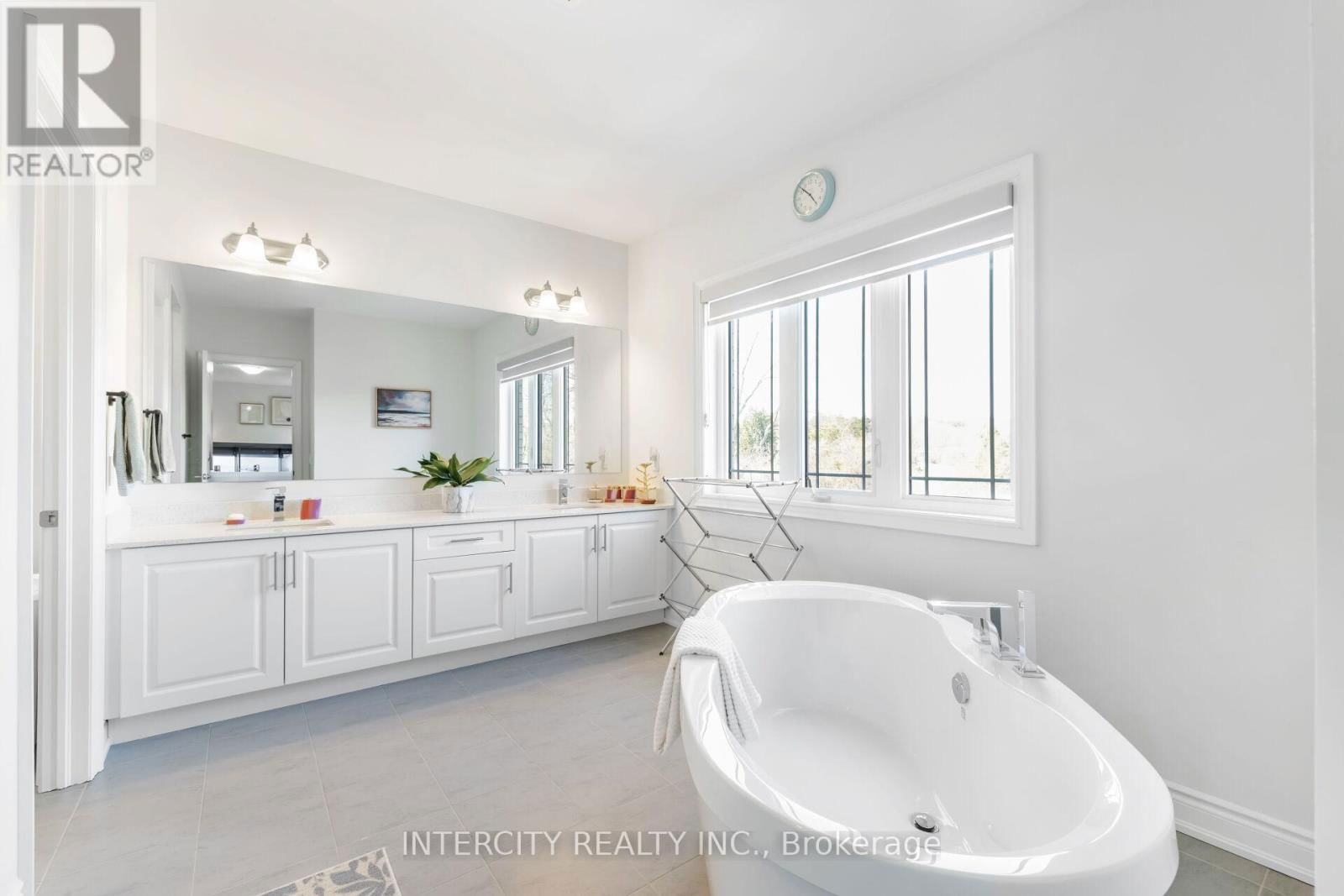 91 RASPBERRY RIDGE AVENUE Image 26