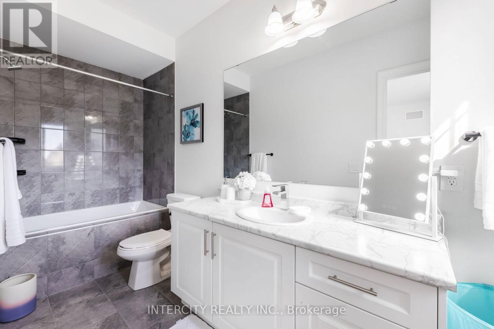 91 RASPBERRY RIDGE AVENUE Image 33